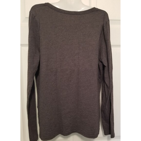 Pittsburgh Penguin's Women's Tee Shirt Size Large Gray V-Neck LOGO NHL Hockey - Picture 3 of 4